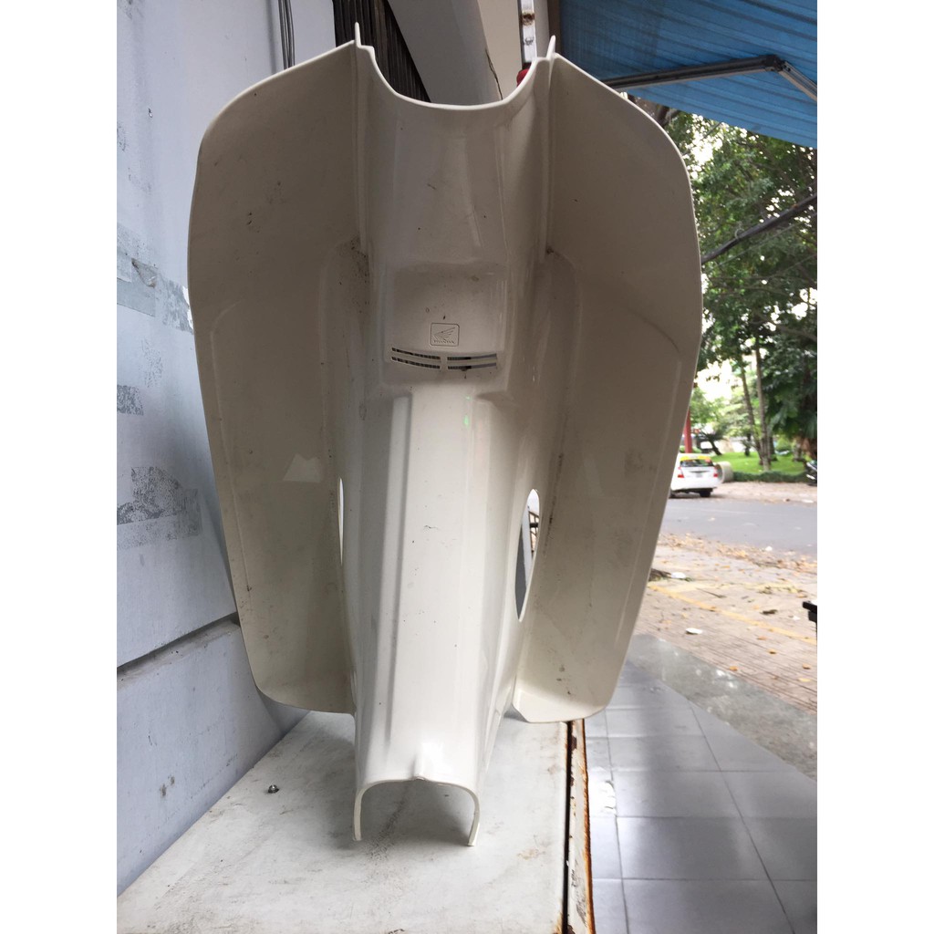 Bửng zin rã xe cam cho anh em vô xe cub đèn vuông có đề như DD-DH-82-84-92-94- Bửng có đề