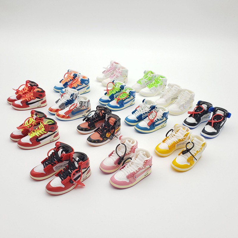 Móc Khóa Giày Mini Sneaker - Jordan 1 x Off-White - Mô Hình Giày tỷ lệ 1:6