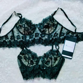 Áo bralette . Áo bra ren .