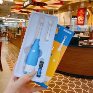 Bàn chải đánh răng điện cho bé