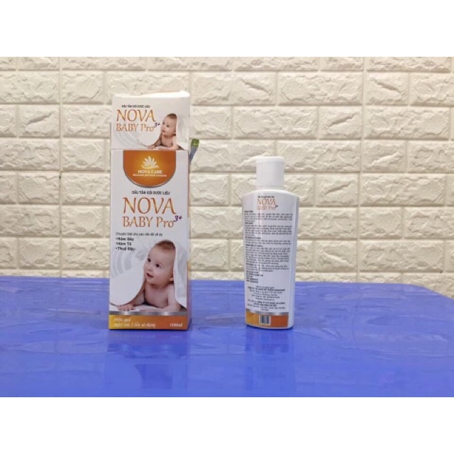 Dầu Tắm Gội Dược Liệu NOVA BABY Chai 100 ml - Phòng Ngừa Rôm Sẩy , Thủy Đậu, Mẩn Ngứa