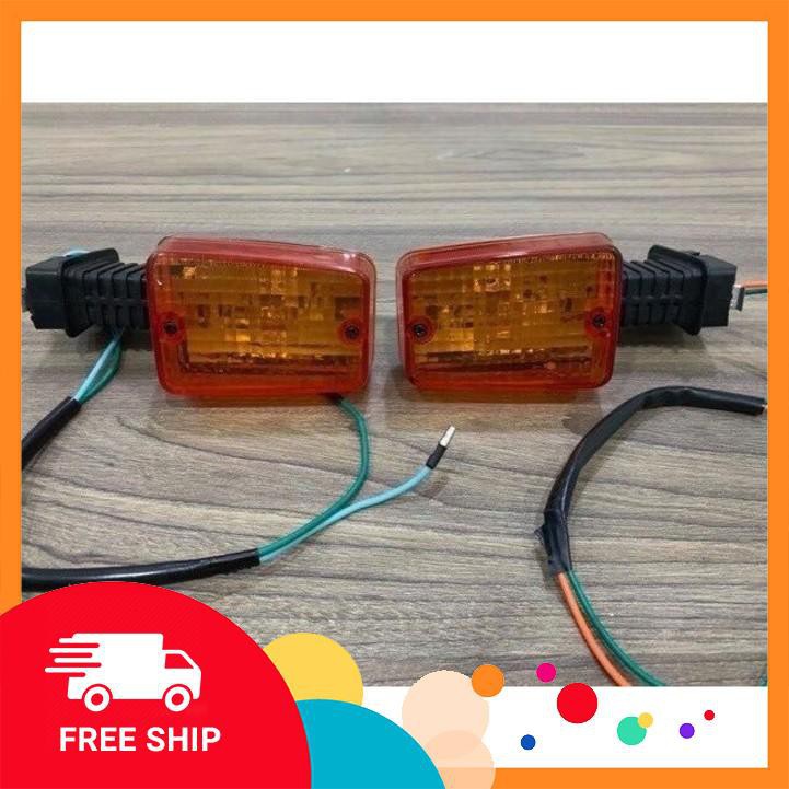 Cặp xi nhan sau xe CUB 82 - PTXC