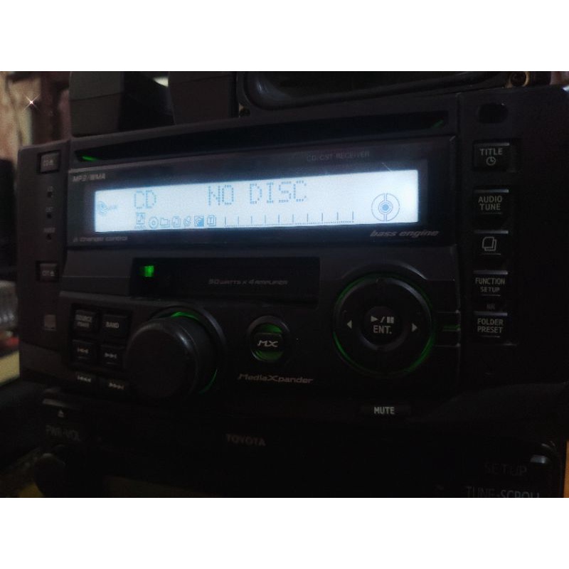 Máy phát nhạc Alpine CD/RADIO/MP3/AUX/OUT SUB/TAPE lắp chung cho tất các hãng xe