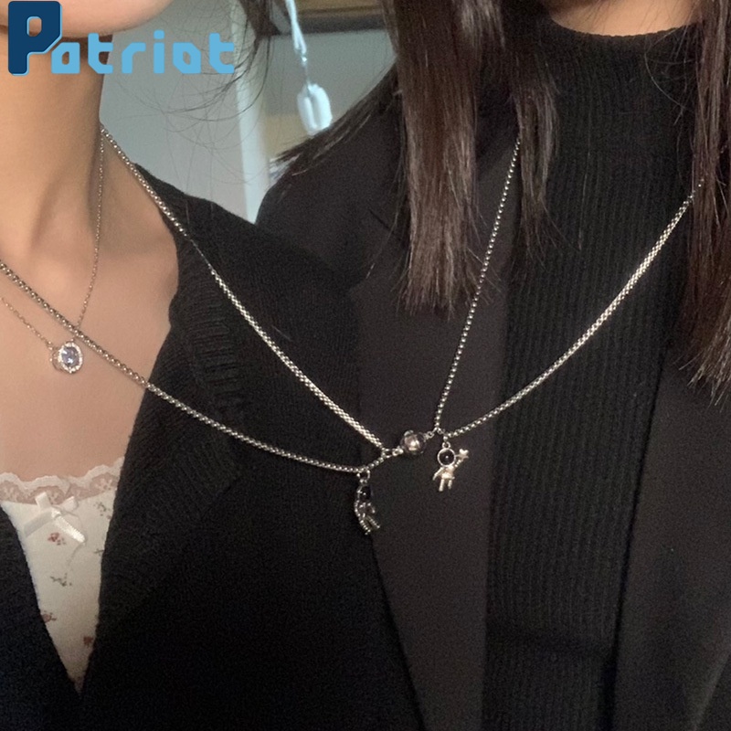 Vòng cổ Mặt Hình Phi Hành Gia Độc Đáo Cho Cặp Đôi