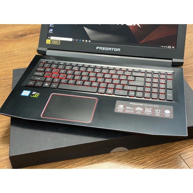 Laptop Acer Predator Helios 300 (Core I7-7700HQ, Ram 16GB, SSD 128GB + HDD 1TB, VGA GeForce GTX 1050Ti) chuyên game