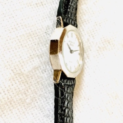 Đông hồ nữ bạc đúc nguyên khối Helene De Michel