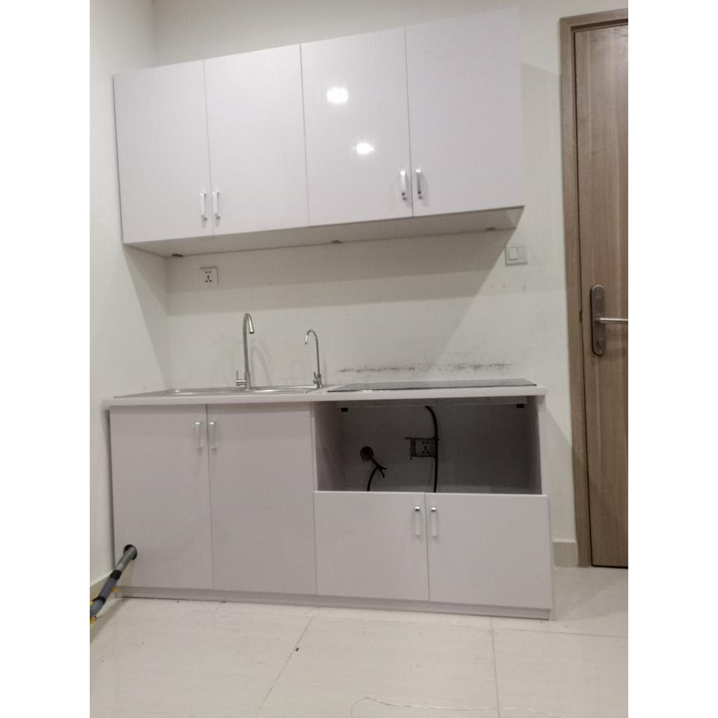 Tủ bếp nhựa Đài Loan cao cấp, có kệ để lò vi sóng kích thước 180x80x50cm tặng kèm chậu rửa, vòi nước đầy đủ