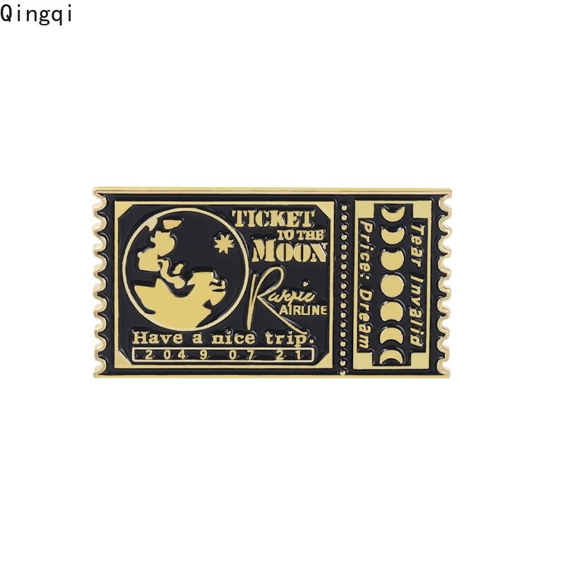 Huy hiệu cài áo Miss Zoe hình vé máy bay tráng men trắng đen vui nhộn dùng làm quà tặng