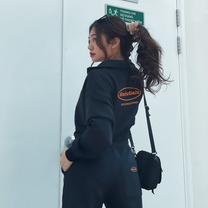 Anniegals - Áo nỉ đen - Black Zipper Hoodie | BigBuy360 - bigbuy360.vn