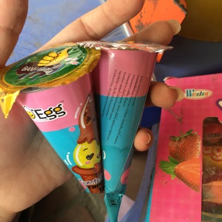Kem ốc quế sô cô la (30 chiếc)