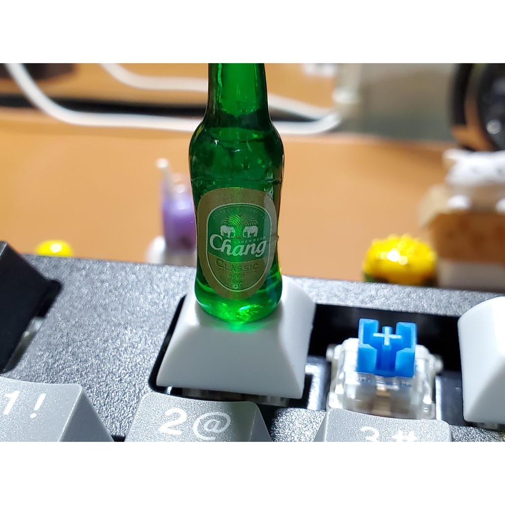 Keycap hình chai bia Chang Thái Lan, nút bấm bàn phím cơ hình chai beer Chang Thailand