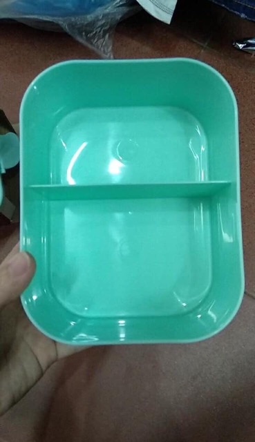Hộp đựng thức ăn cho bé