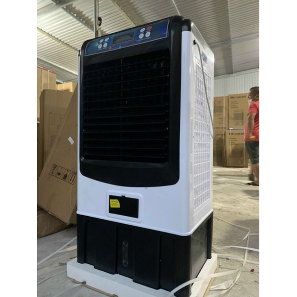 Quạt hơi nước điều khiển từ xa 60lit, công suất 150w, mô tơ đồng, có lưới lọc bụi
