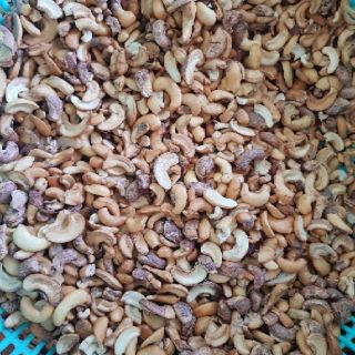 Điều rang muối Bình Phước