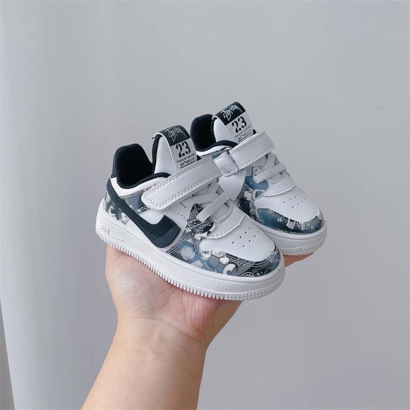 Giày sneaker Kid cho Bé Trai và Bé Gái Siêu êm