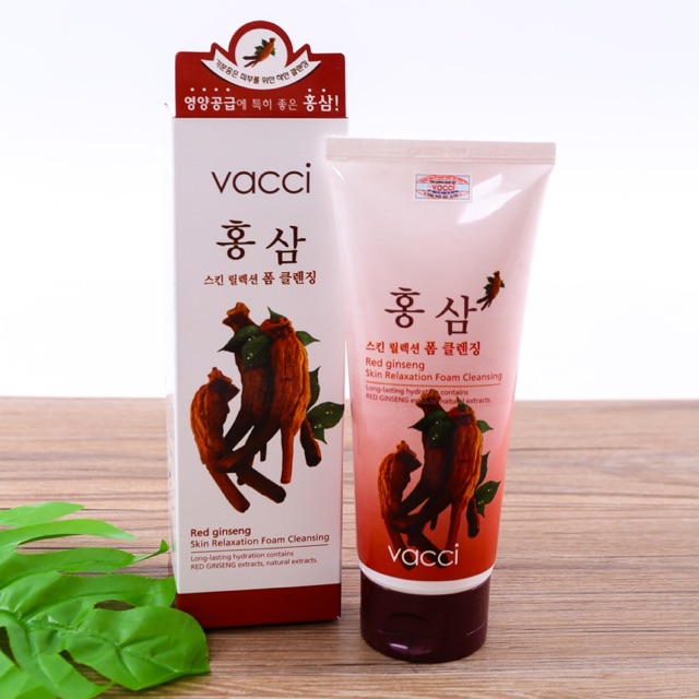 Sữa rửa mặt tinh chất nhân sâm Vacci