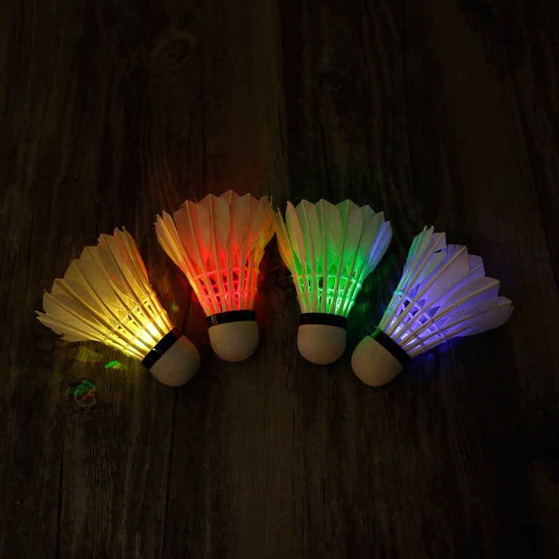 QQ Set 4 Quả Cầu Lông Gắn Đèn LED Nhiều Màu Sắc