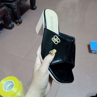 Dép da nữ quảng châu
