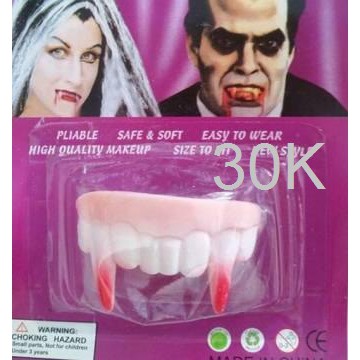 Răng ma cà rồng halloween