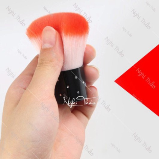 Chổi phủi bụi nail , cọ phủi bụi nail cán ngắn QW