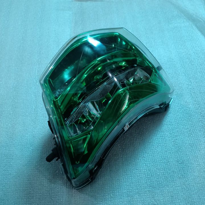 Đèn pha 2 tầng màu Xanh lá siêu ấn tượng cho dòng xe Wave - SPA-DG