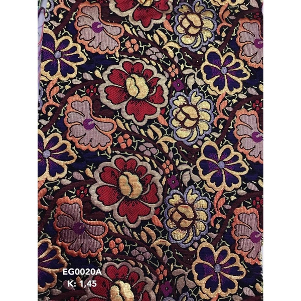 Vải Gấm thêu hoa