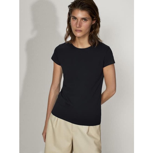 Áo thun nữ GU VNXK dư xịn, vải cotton lụa 100% siêu mát, phom đẹp dễ mặc, mềm mịn, thấm hút mồ hôi