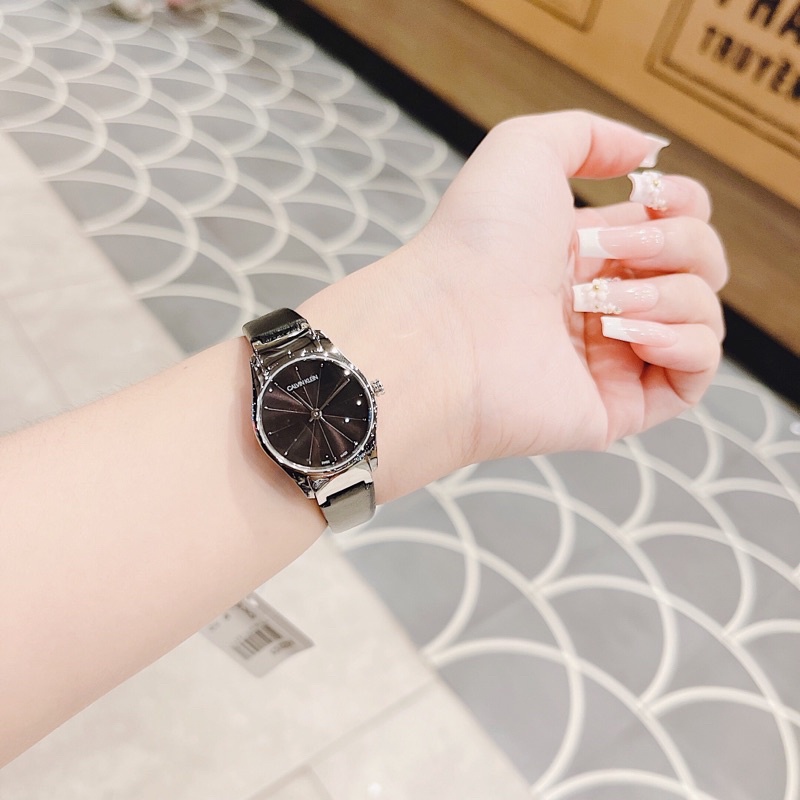 Đồng Hồ Nữ Calvin Klein- Mặt 24mm- Dây Da Đen