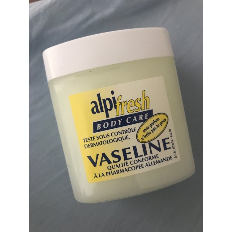 SÁP CHỐNG NẺ BODY CARE VASELINE ALPI FRESH 125ML ĐỨC