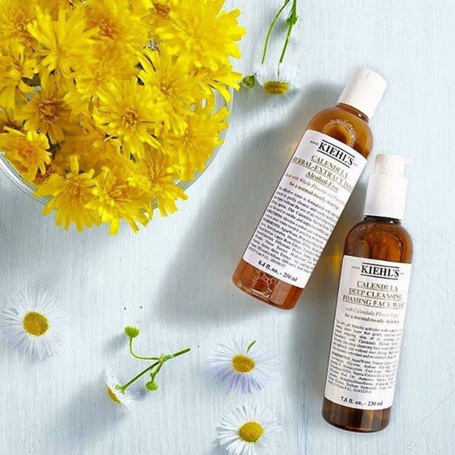 [Hàng Auth - Free Ship] Toner hoa cúc Kiehl's 250ml Calendula Herbal Extract Alcohol-Free Toner - Ngừa Mụn