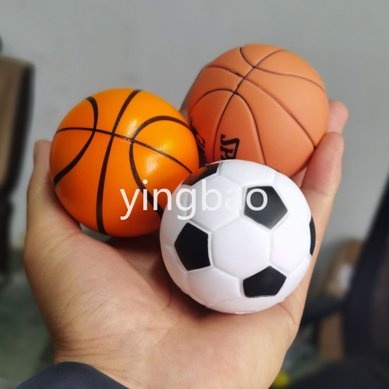 Phụ Kiện Trang Trí Bánh Sinh Nhật Hình Quả Bóng Đá Dễ Thương