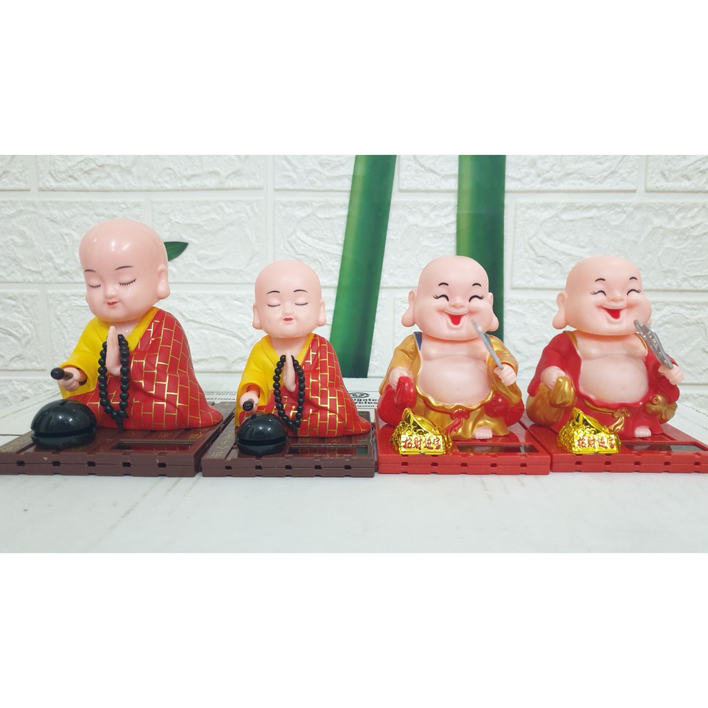 [GỢI Ý CHO BẠN] Tượng Chú Tiểu Gõ Mõ Tụng Kinh, Phật Di Lặc Gật Đầu Vẫy Quạt, Thầy Chùa Gõ Mõ, trang trí ô tô xe hơi