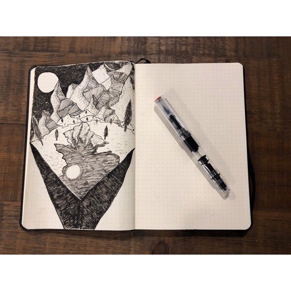 - BÚT MÁY TWSBI DIAMOND 580 - CLEAR