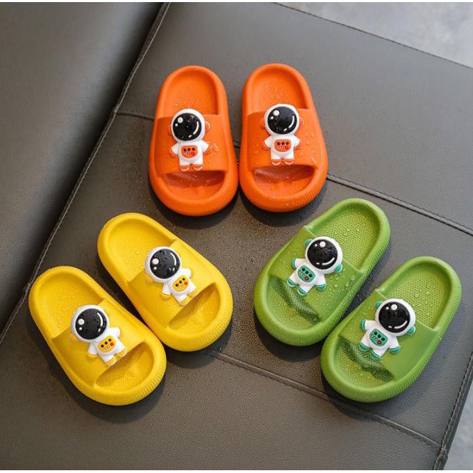 Dép Cao Su Đi Trong Nhà Chống Trượt Họa Tiết Hoạt Hình Thời Trang Mùa Hè Cho Bé