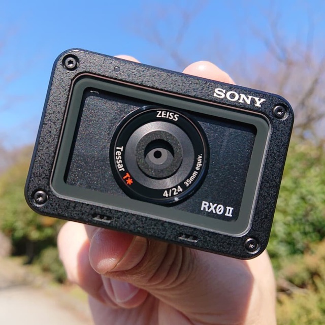 Máy ảnh kiêm Action camera Sony Cybershot DSC-RX0M2 chính hãng tặng Thẻ nhớ 32GB