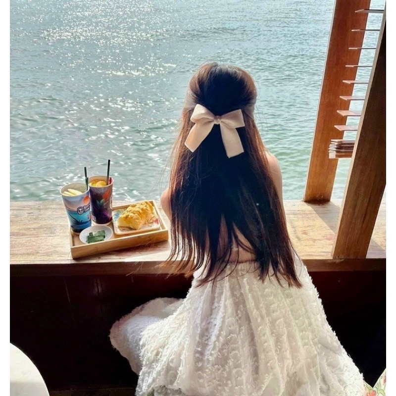 [CÓ MÚT]  ĐẦM CỔ YẾM LÔNG VŨ ĐẦM BBD GIẤU QUẦN HOA NỔI váy yếm lông vũ hở lưng váy cổ yếm lông vũ | BigBuy360 - bigbuy360.vn