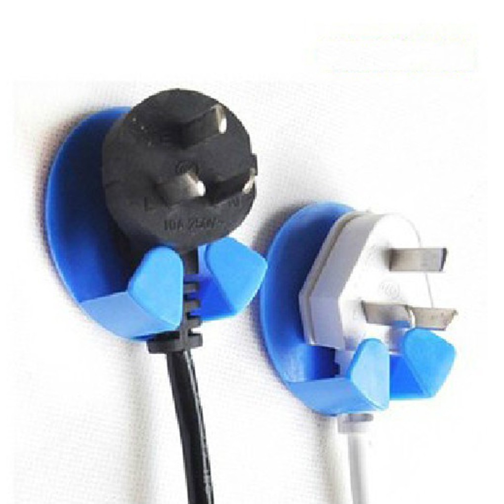 Set 2 Móc Treo Phích Cắm Điện Bằng Nhựa Tiện Dụng