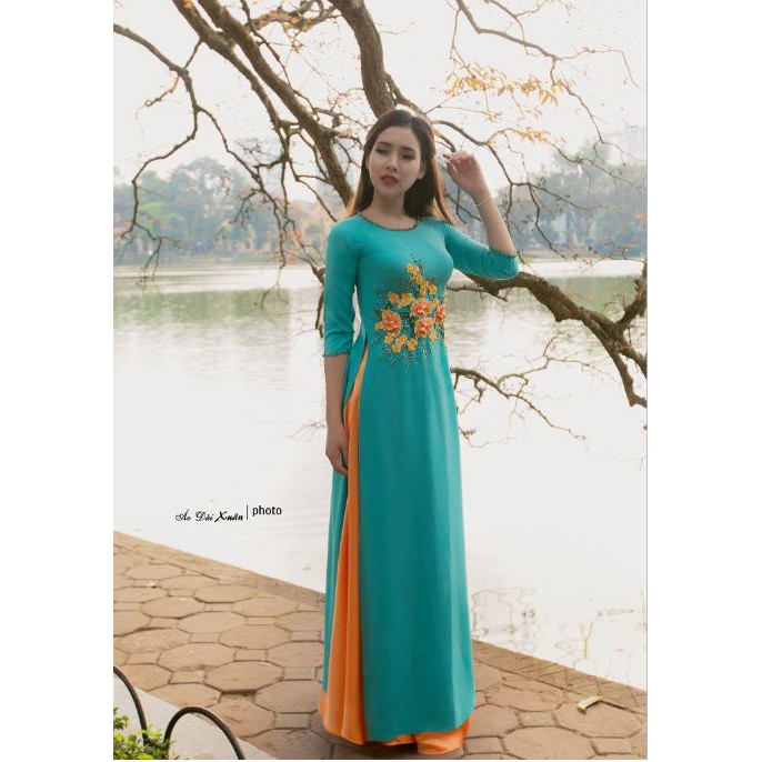 Áo dài tằm nhật xanh thêu hoa và cườm màu cam cỡ S, cỡ M thanh lý áo dài giá rẻ