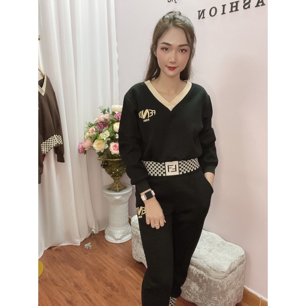 Set thể thao thêu logo cổ trái tim, bo gấu chất liệu nỉ xốp hàng quảng châu cao cấp chuẩn loại q