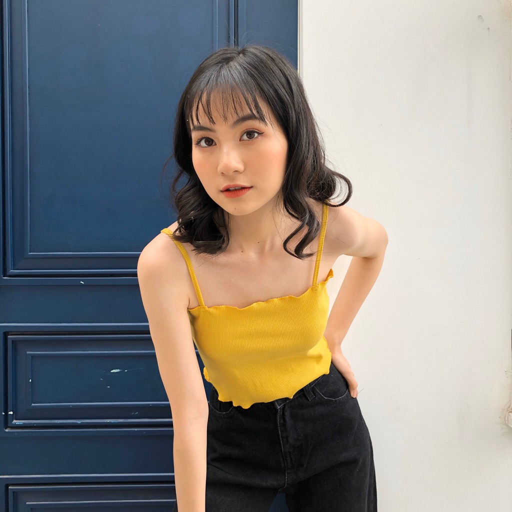 ÁO CROPTOP 2 DÂY CUỐN BIÊN ĐEN TRẮNG VÀNG HỒNG TÍM - CROPTOP LEN TĂM NHÚN VIỀN BÈO NHIỀU MÀU | BigBuy360 - bigbuy360.vn