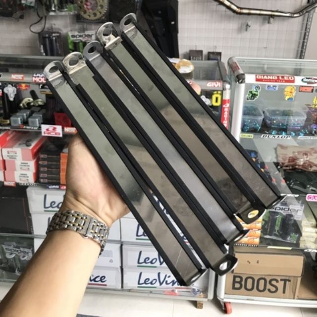Bass kẹp pô gắn vừa mọi loại lon pô độ