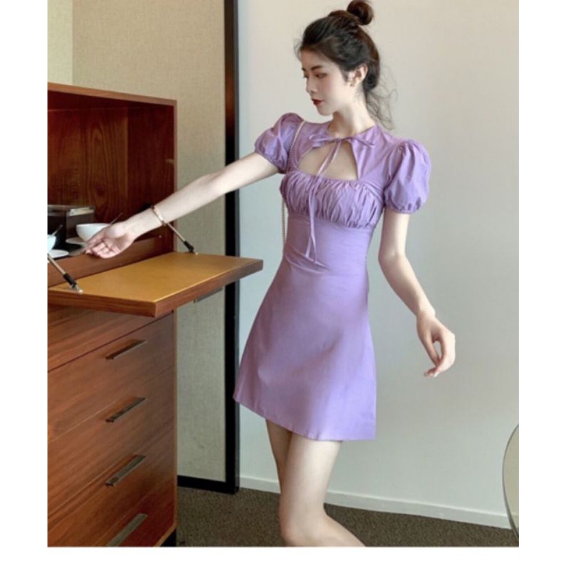 Đầm xòe tay phồng hở ngực dễ thương