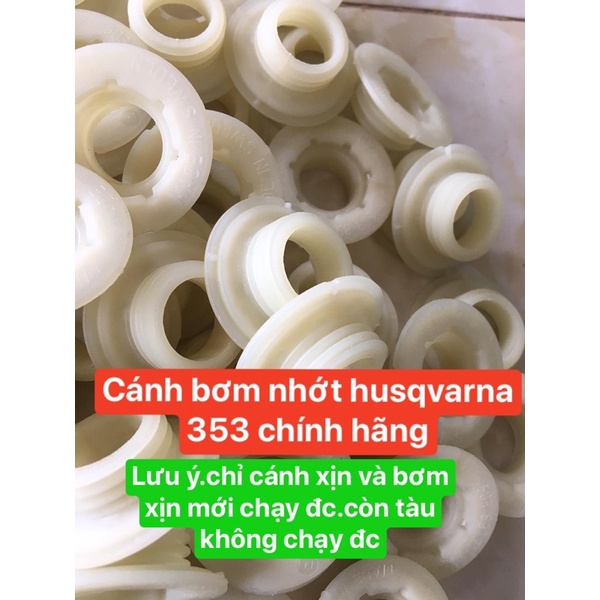 nhông , cánh bơm nhớt máy cưa thuỵ điển 353 chính hãng.husqvarna 353