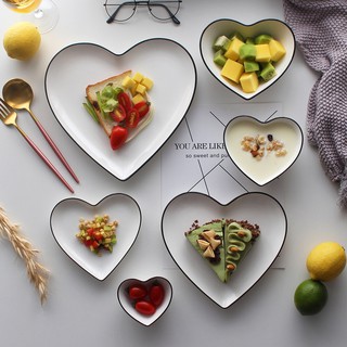 Đĩa sứ hình trái tim xinh xắn theo phong cách bắc âu