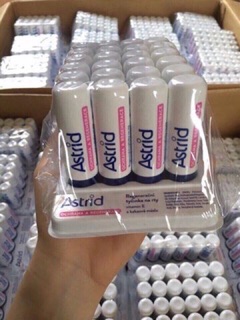Son Dưỡng Mỡ Hươu 3g(loại nhỏ và loại to)