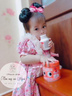 Váy thiết kế phong cách vintage cho bé