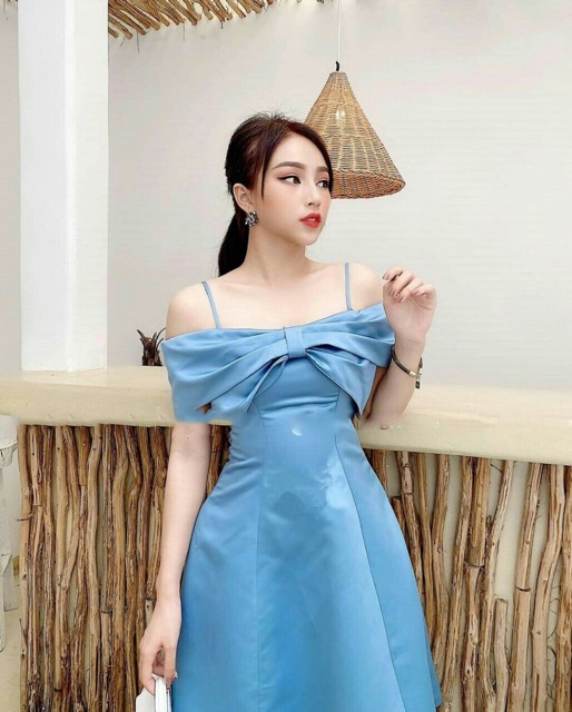 Đầm nơ trễ vai