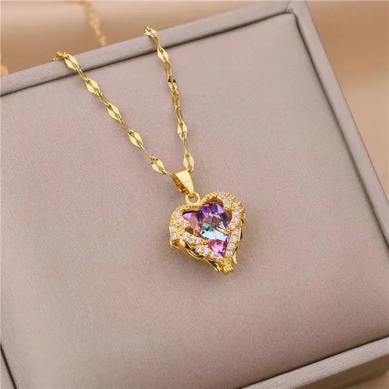 Vòng cổ Mặt Trái Tim Đính Cánh Thiên Thần Và Trái Tim Xinh Xắn Cho Nữ