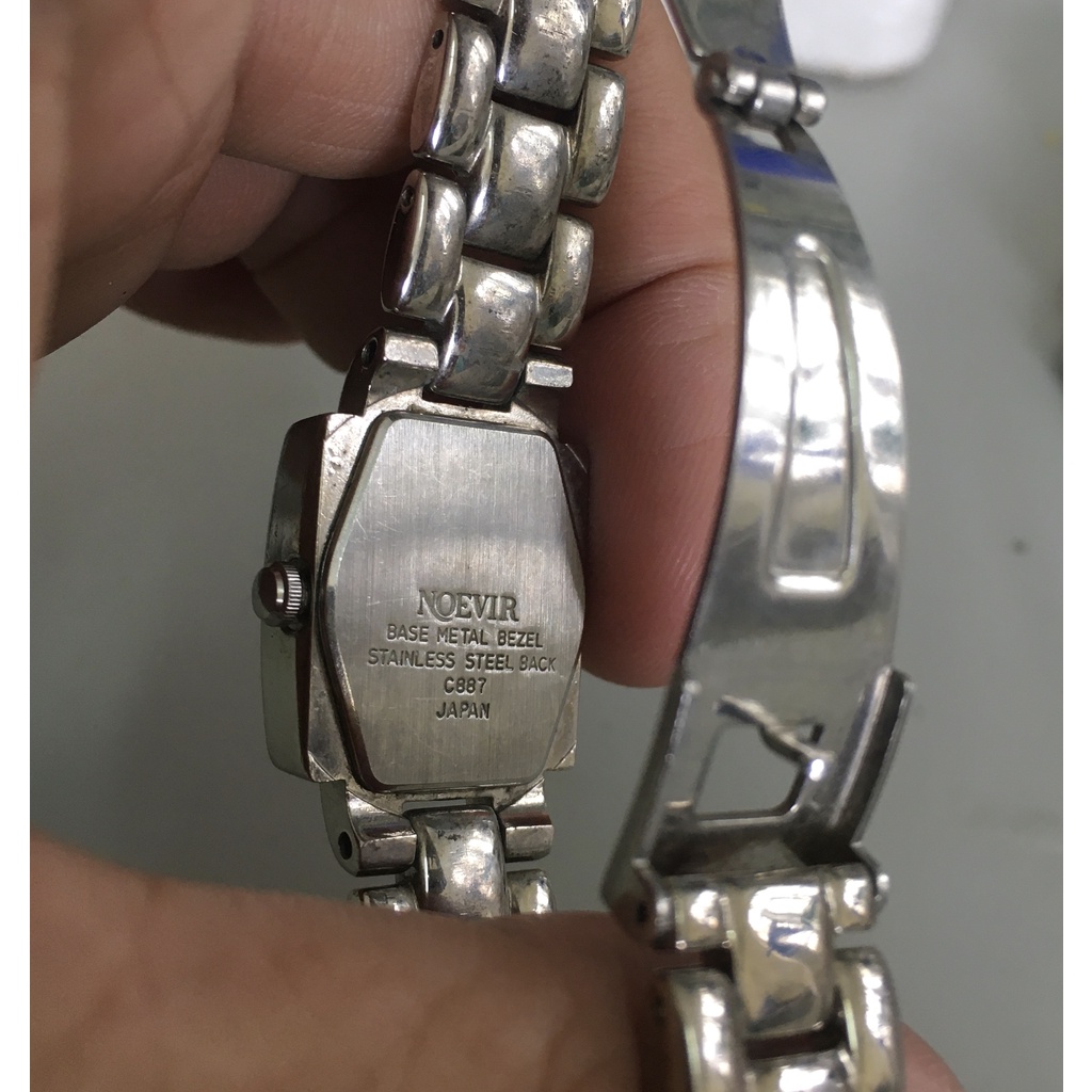 Đồng hồ nữ nhỏ hiệu HM vuông 22mm