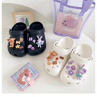 Set sticker, jibbitz, charm gấu Hello Bear gắn dép cross, gắn sục cross ( KHÔNG KÈM DÉP )